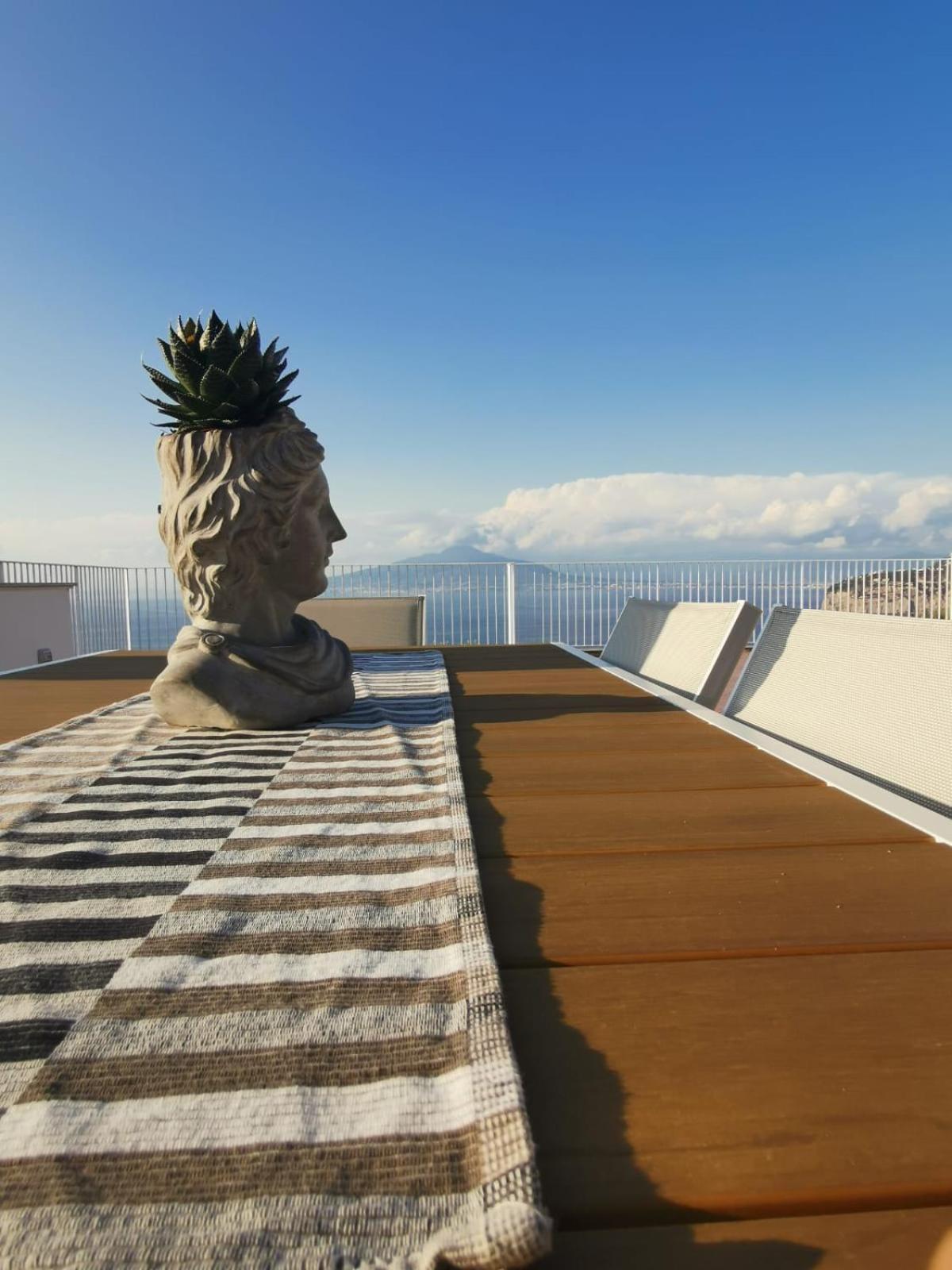 La Terrazza Sul Golfo Sorrento Exterior foto